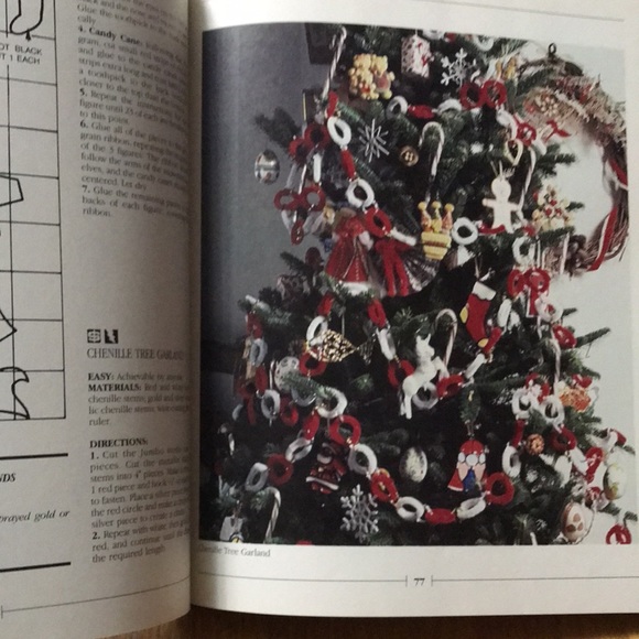 Vintage The Family Circle Christmas Treasury book 1986 hardback - Picture 16 of 16